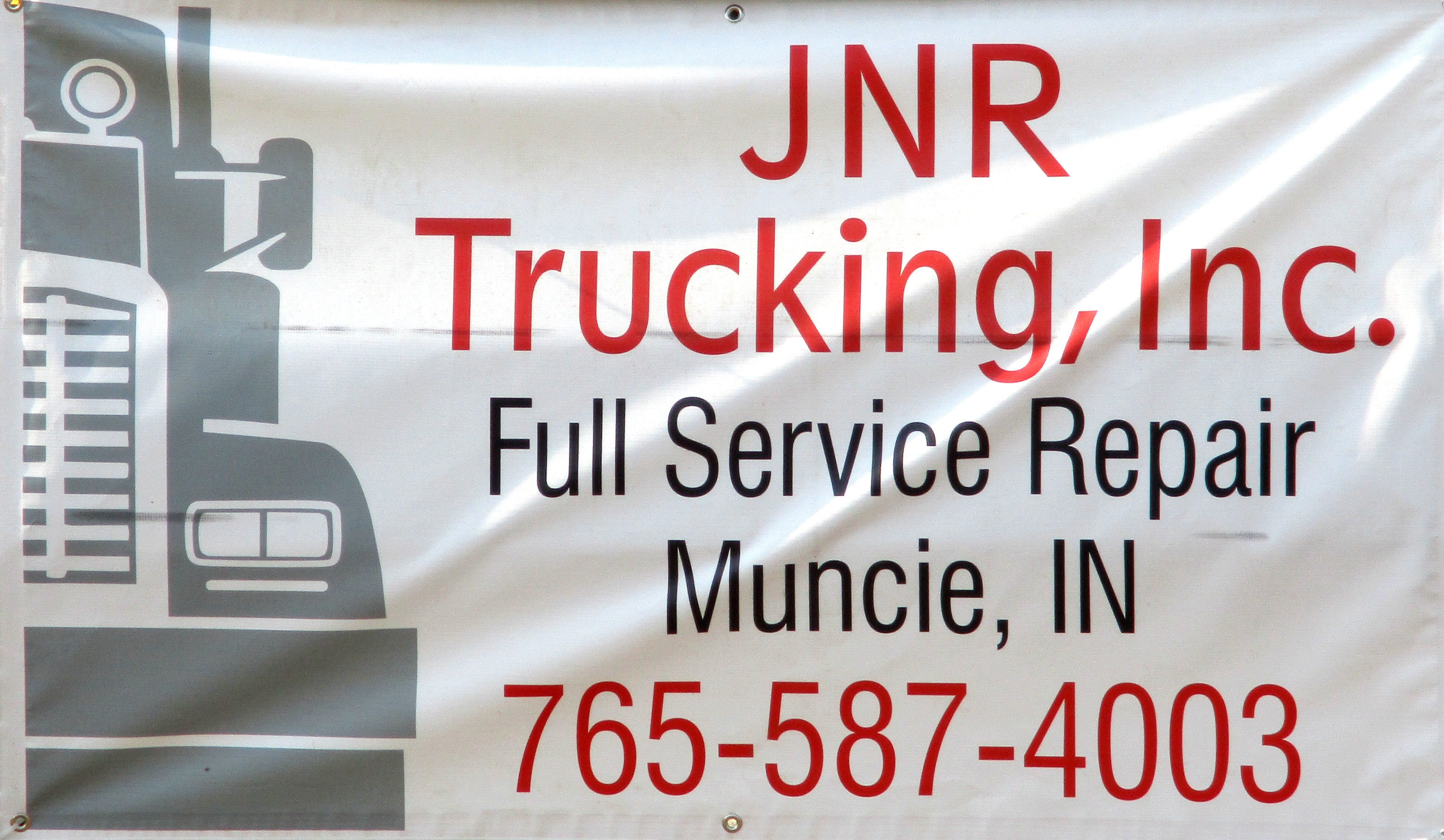 JNR Trucking Logo